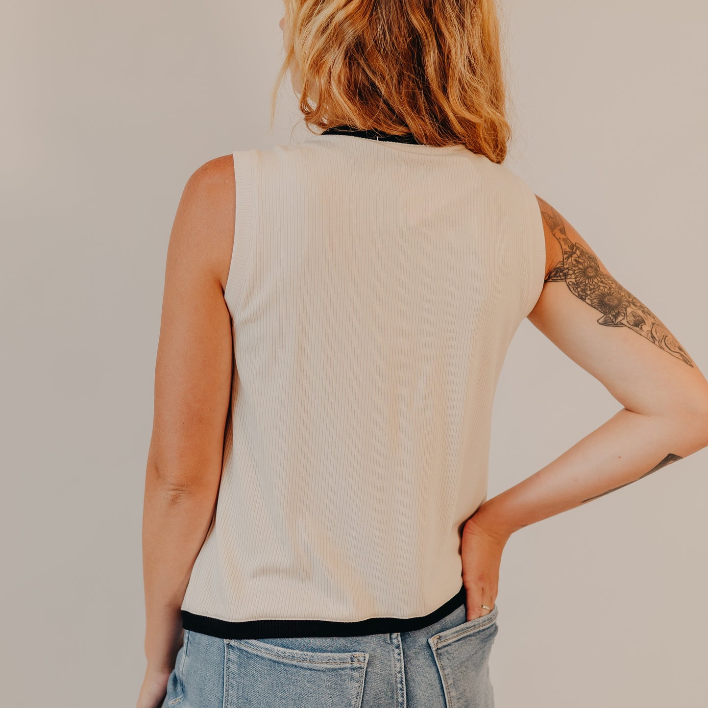 Doe & Rae | Contrast Front Tie Top | Lt Sand