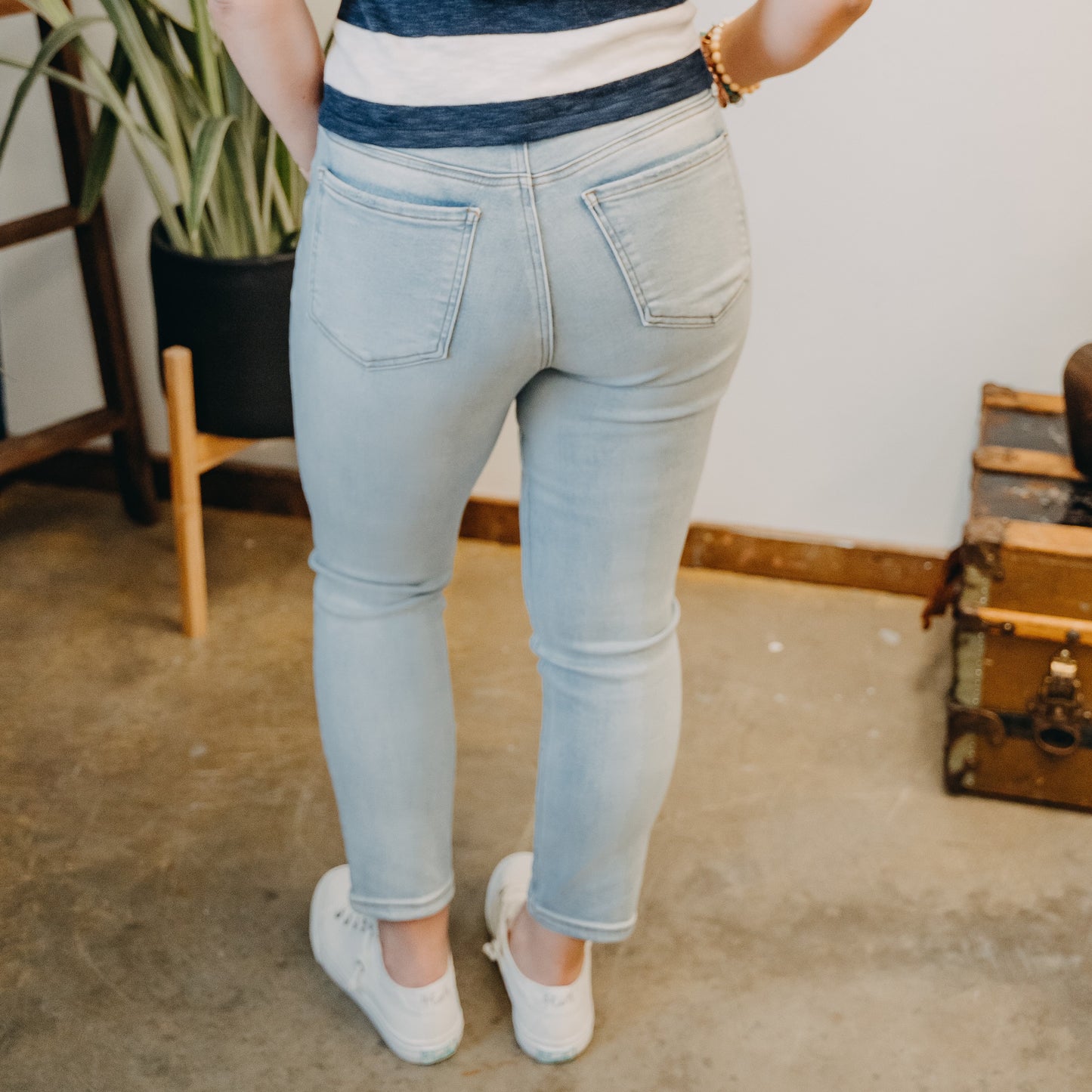 The Normal Brand | Hi Rise Ankle Simmer Jean