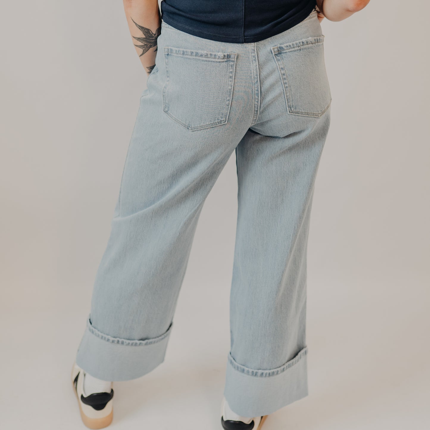 Vervet | Super High Rise Cuffed Baggy Wide | Streamlined