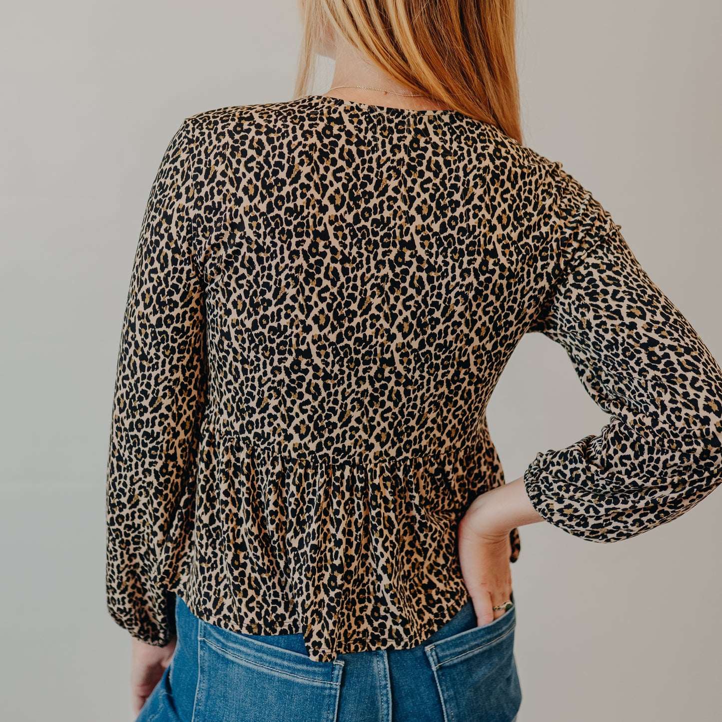 Gilli | Front Tie Leopard Top | Taupe Black