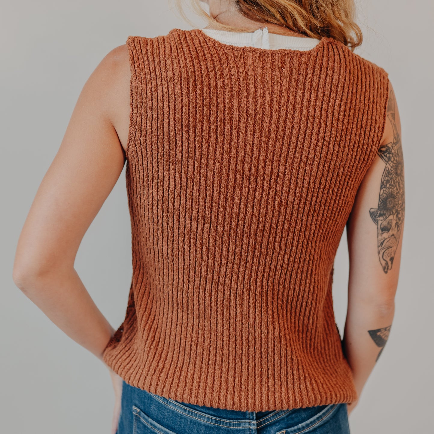 Be Cool | Button Up V-Neck Tank | Coco