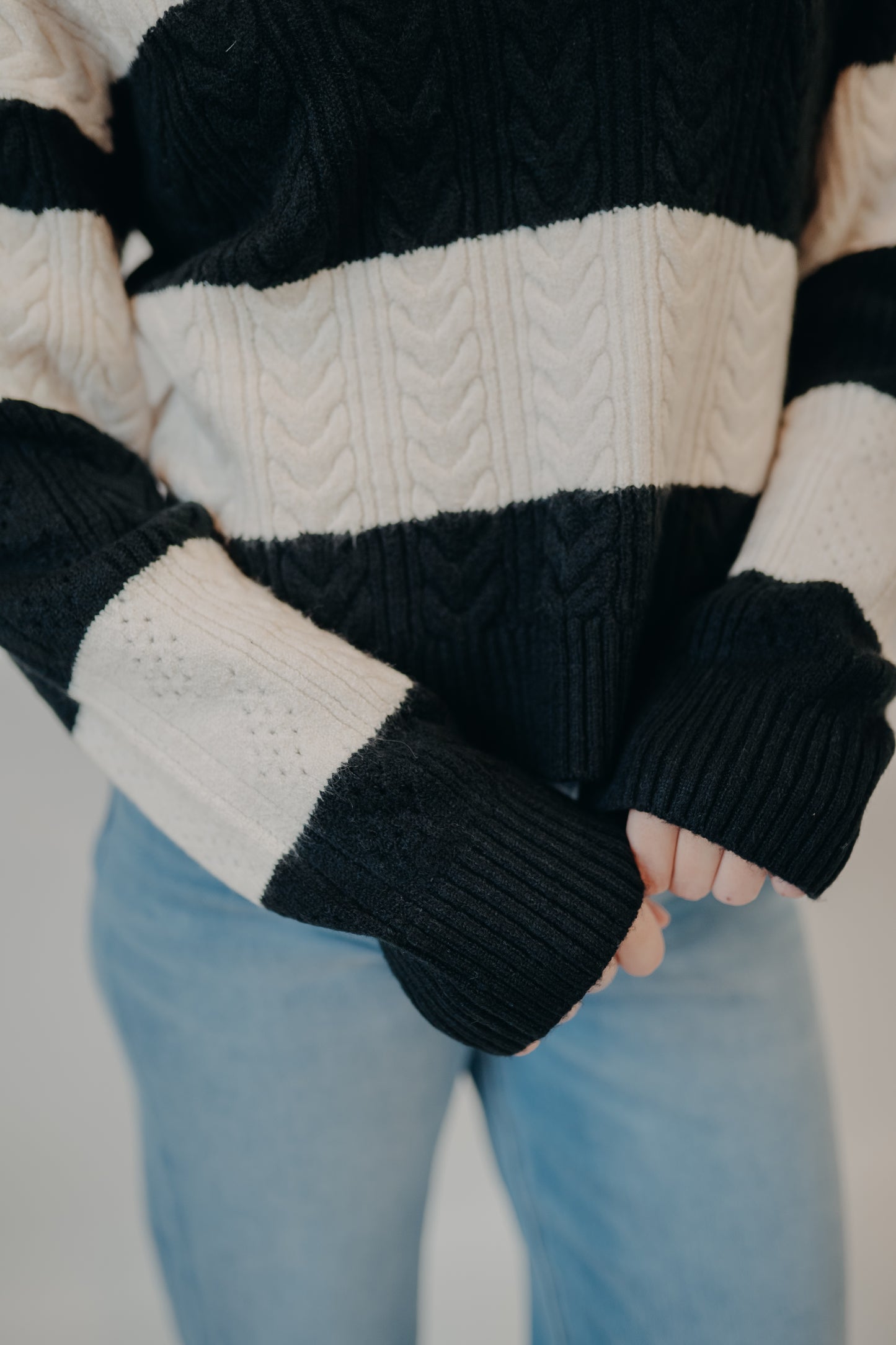 Thread & Supply | Paula Sweater | White Black