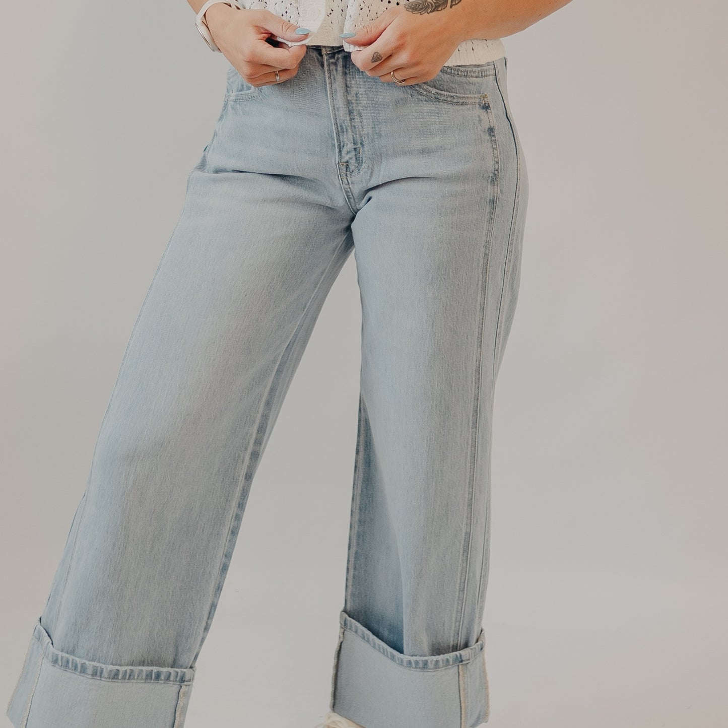 Vervet | Super High Rise Cuffed Baggy Wide | Streamlined