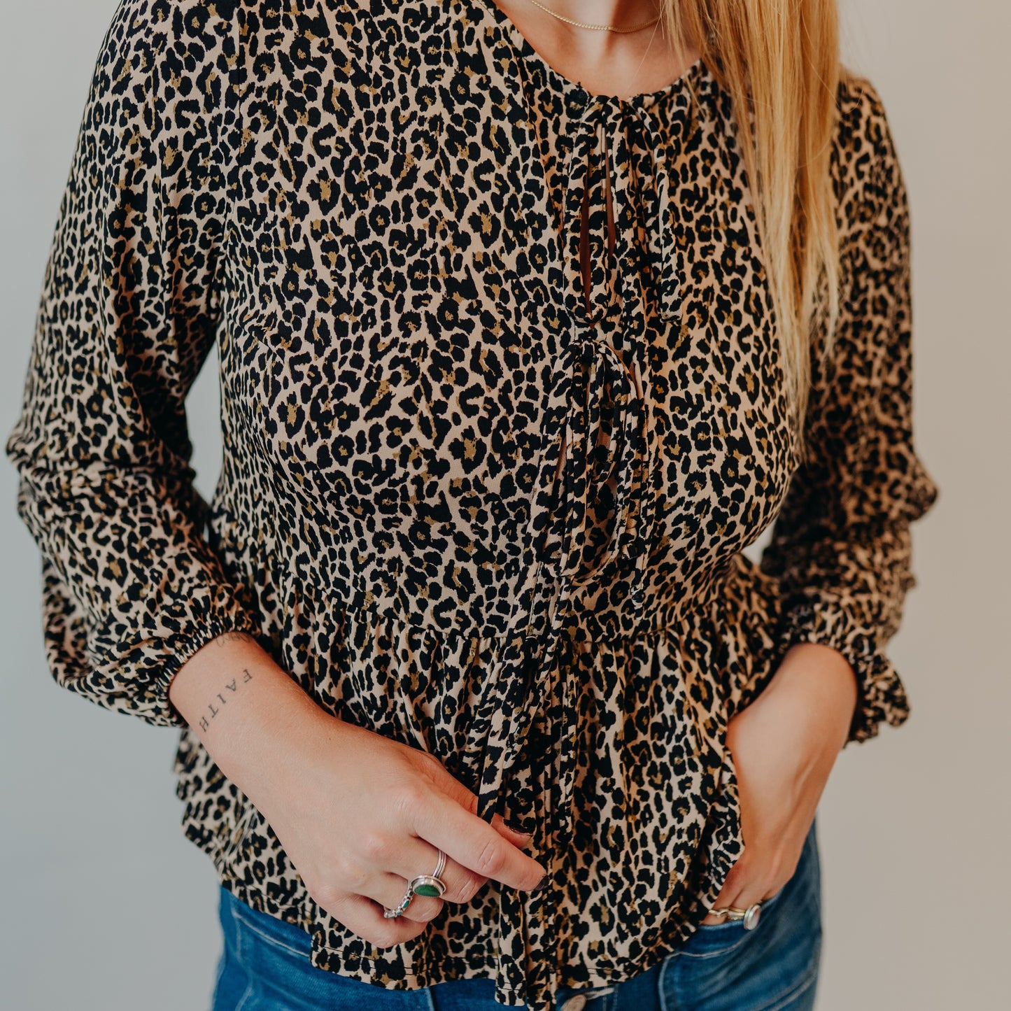Gilli | Front Tie Leopard Top | Taupe Black