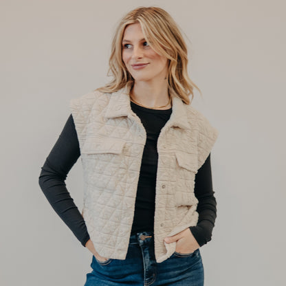 Doe & Rae | Quilted Point Collar Vest | Oat