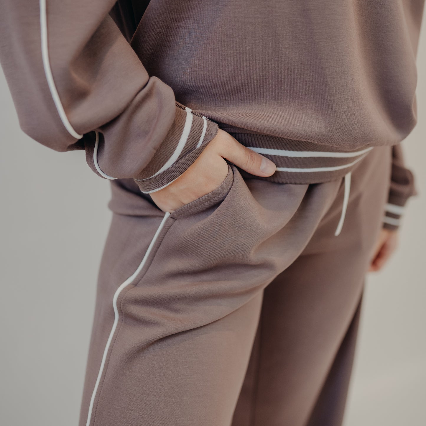 Thread & Supply | Constance Pants | Eggplant Ivory