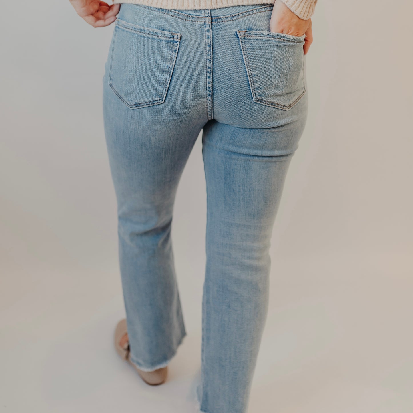 Vervet | High Rise Crop Flare | Striving