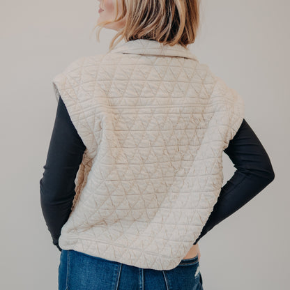 Doe & Rae | Quilted Point Collar Vest | Oat
