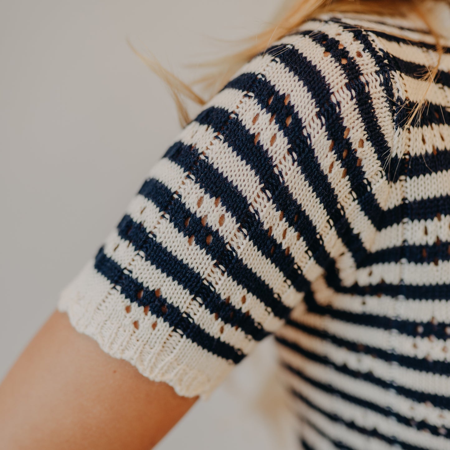 Doe & Rae | Scallop Edge Striped Top | Ivory Navy