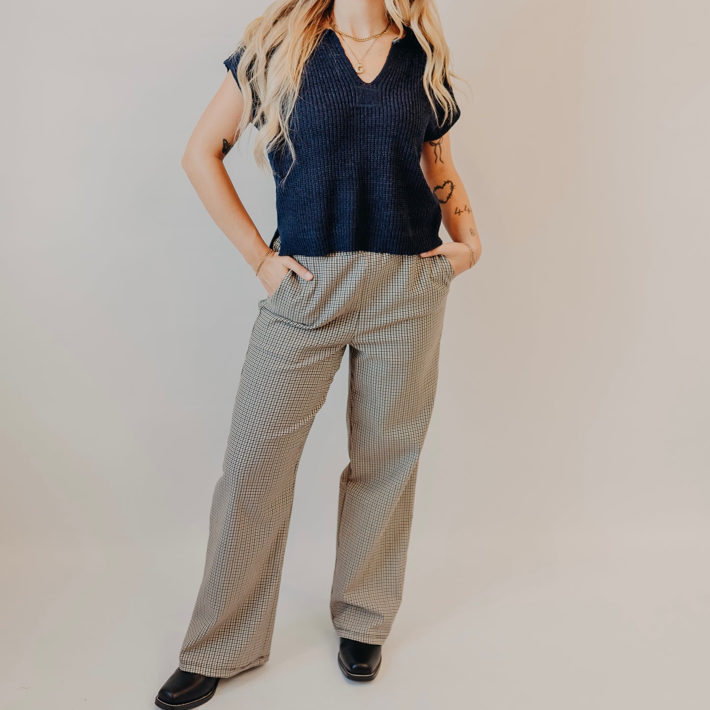 Gilli | Pleated Check Pants | Beige Grey