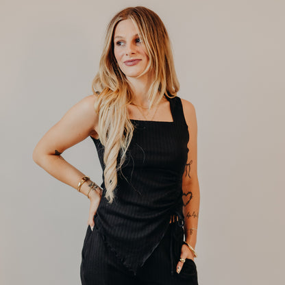 Gilli | Side Tie Sleeveless Top | Black