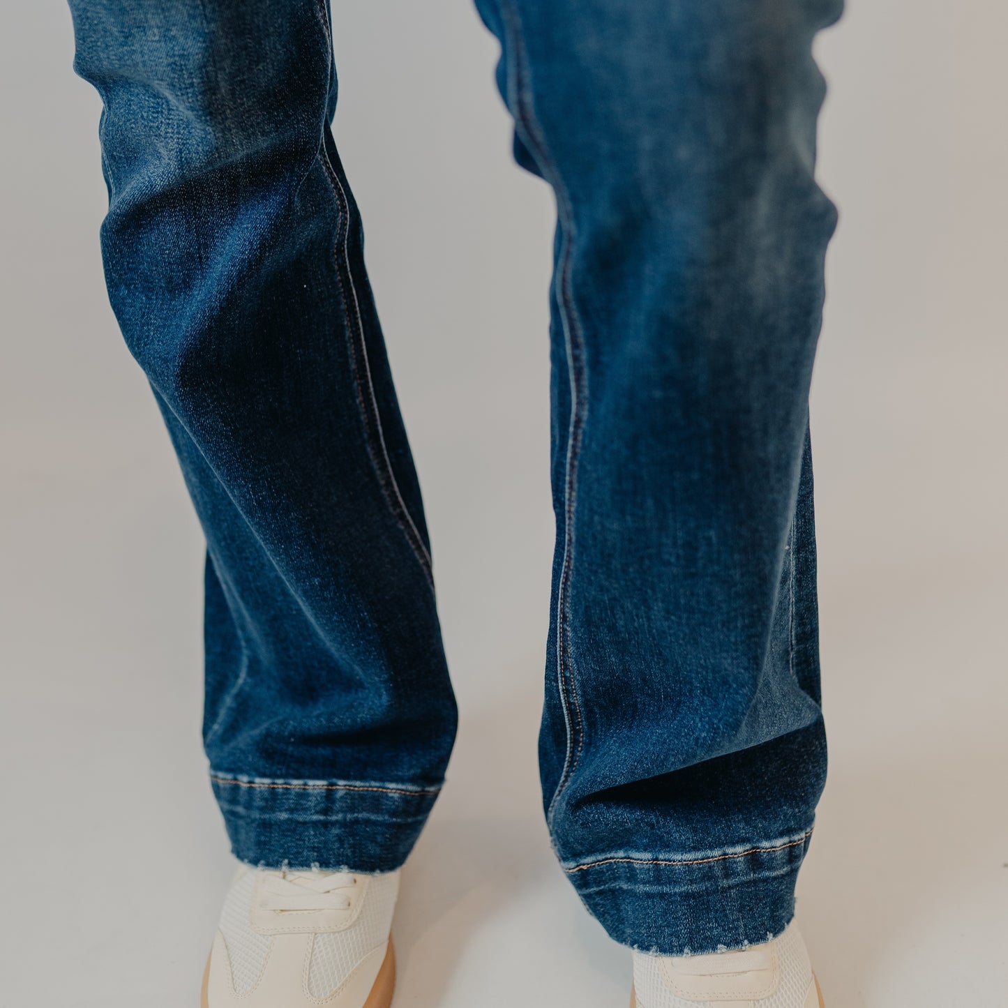 Vervet | High Rise Trouser Hem Bootcut | Sustainability