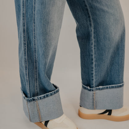 Vervet | Super High Rise Cuffed Baggy Wide | Dark Denim