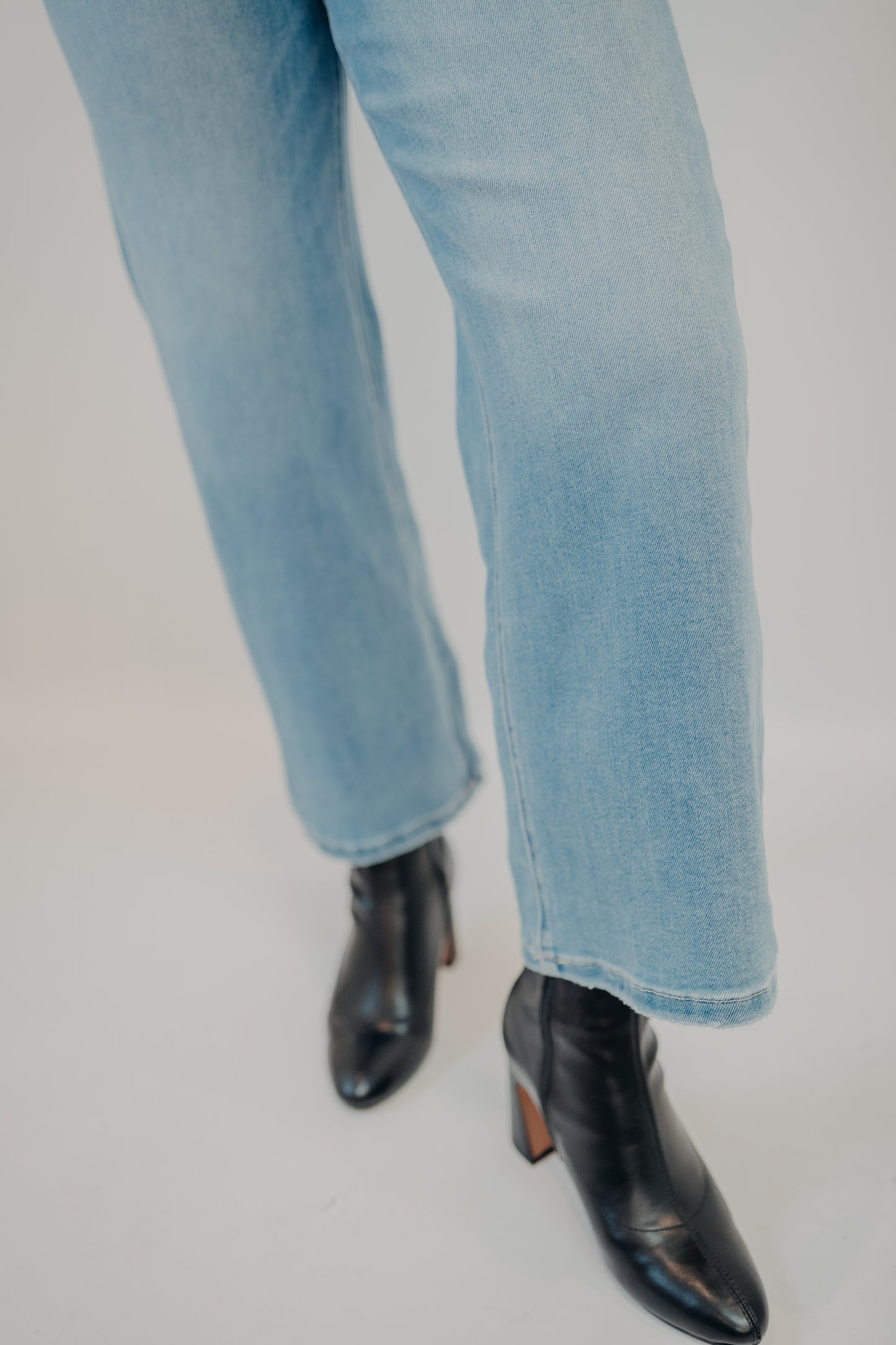 Vervet | High Rise Crop Wide Leg | Abound