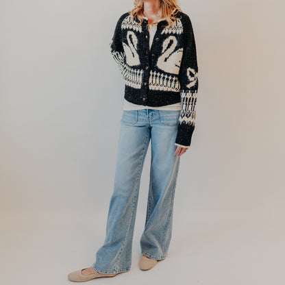 Flying Monkey | High Rise Patch Pocket Wide | Apus