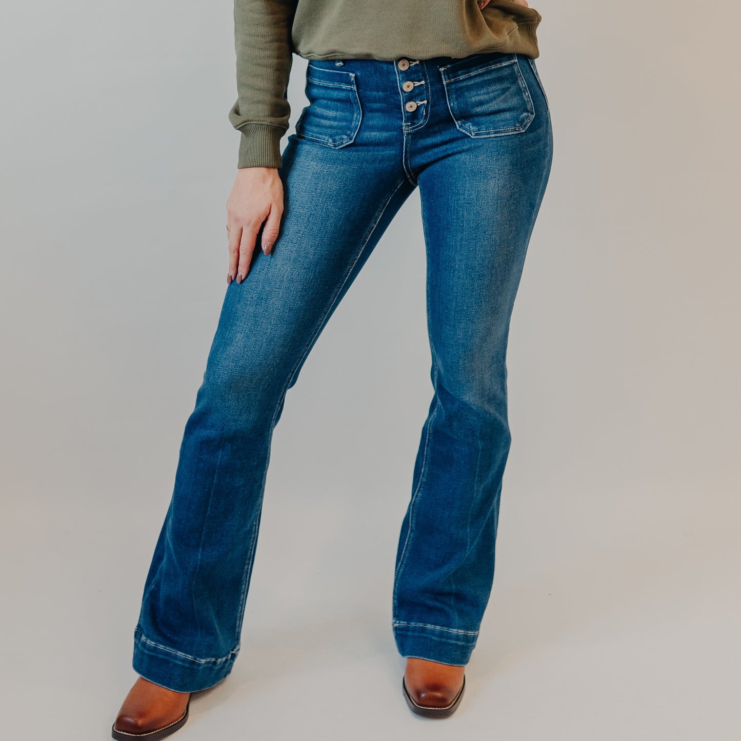 Vervet | Mid Rise Flare w/Patch Trouser Hem | Gleefully