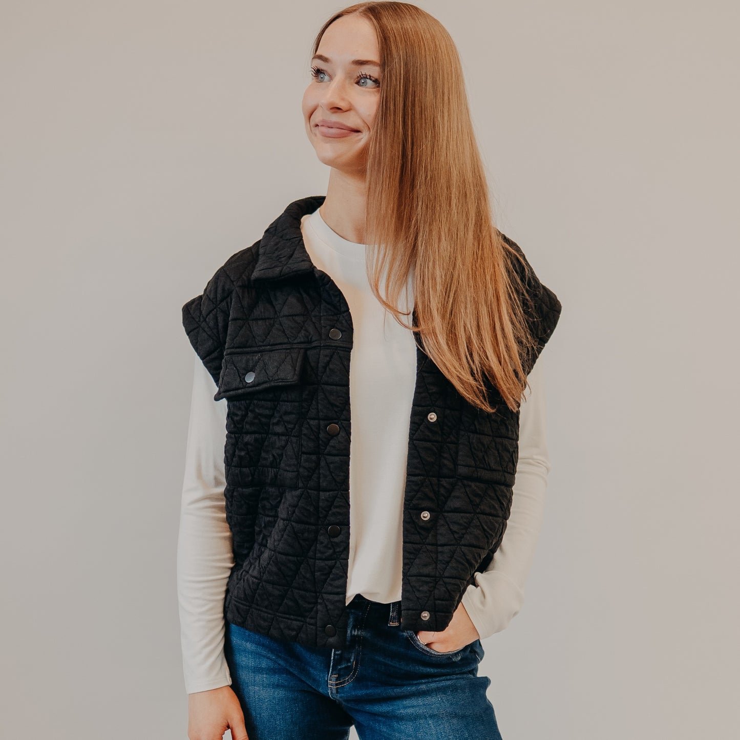 Doe & Rae | Point Collar Vest | Black