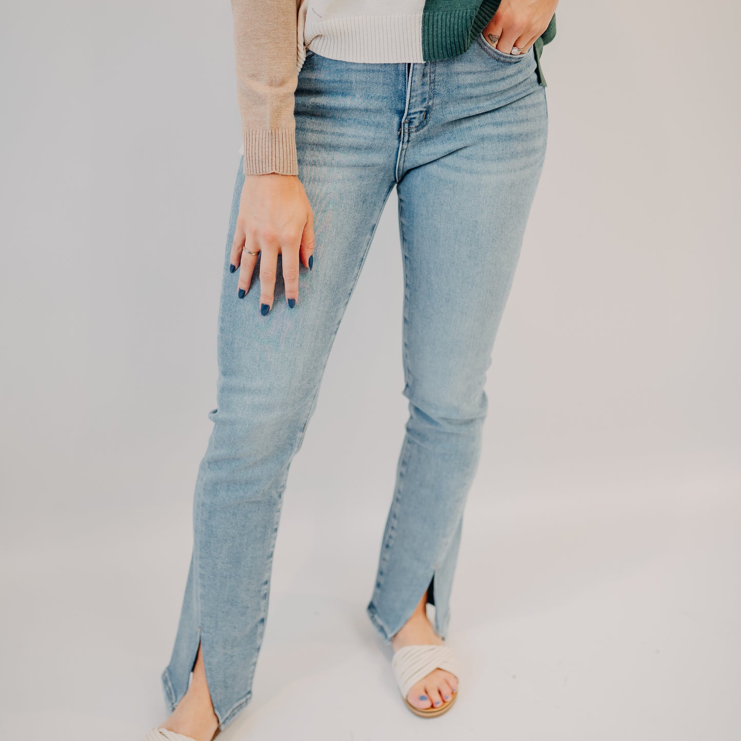 Lovervet | High Rise Slim Straight | Extol