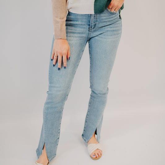 Lovervet | High Rise Slim Straight | Extol