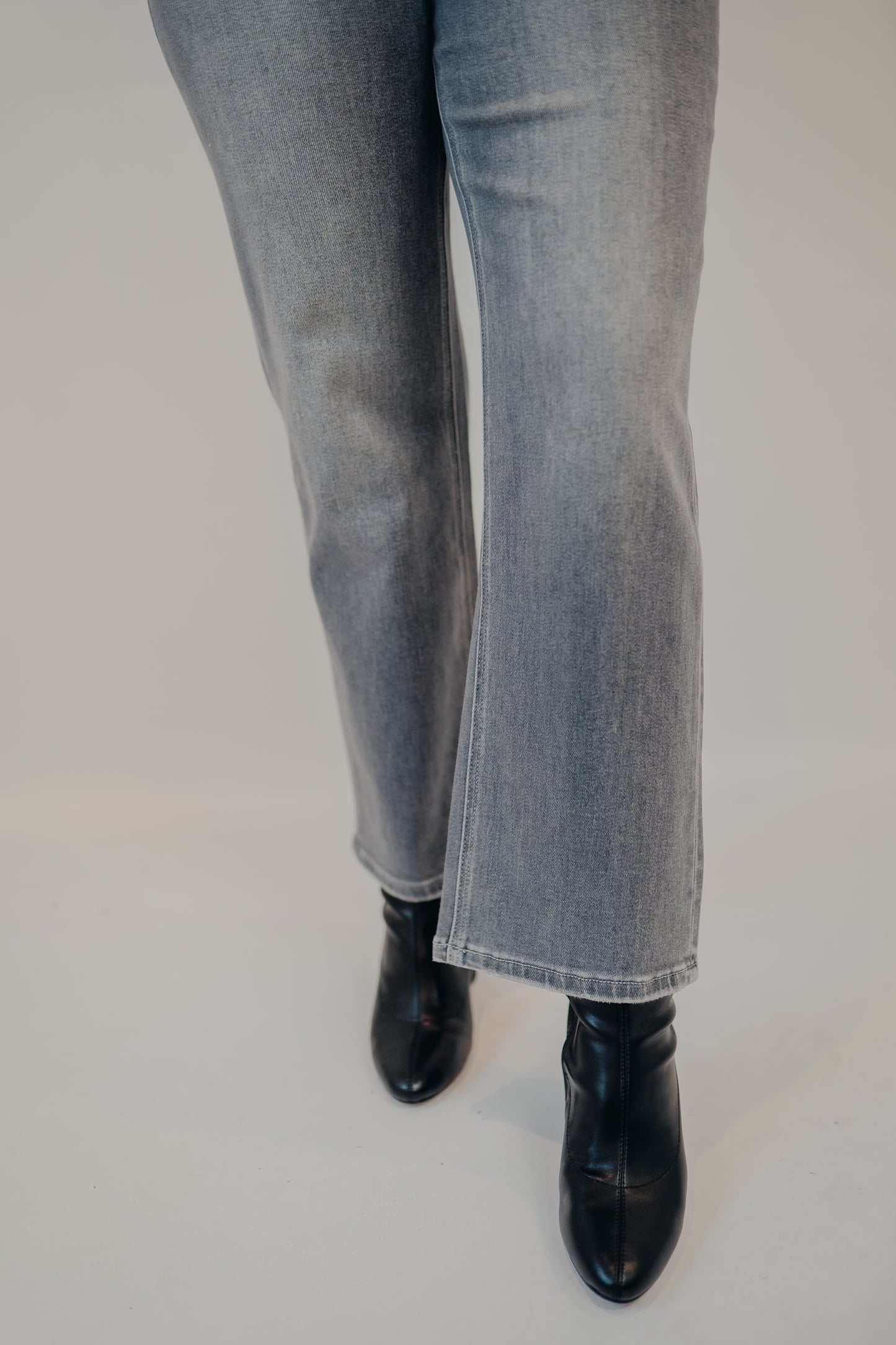 Vervet | High Rise Ankle Slim Wide | River Eden