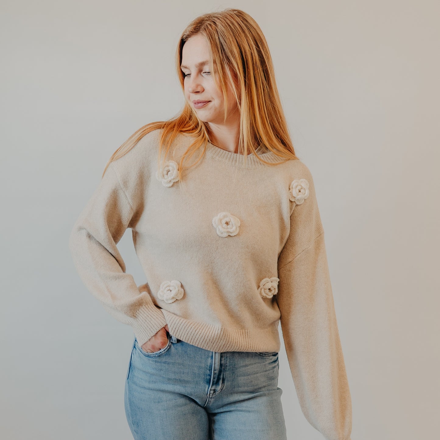 Wishlist | 3D Flower Sweater | Shell Cream